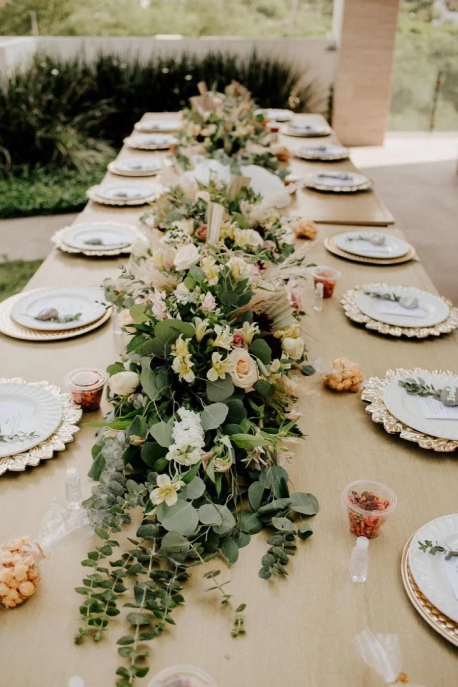Centro de mesa floral para boda