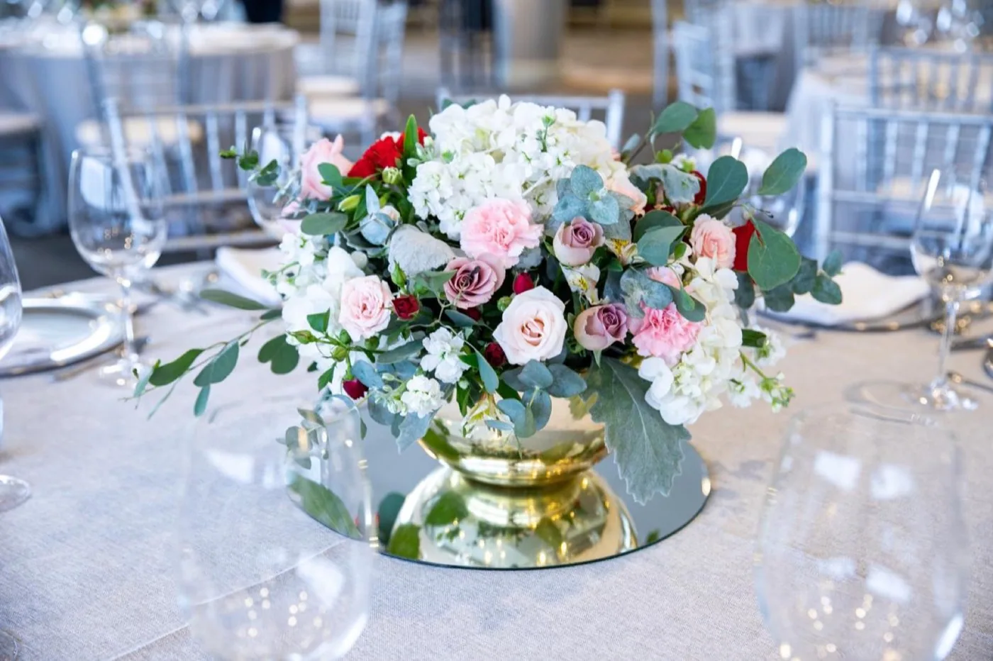 Centro de mesa floral para boda