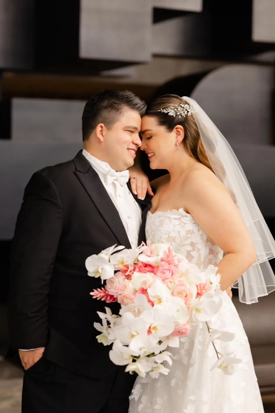 Ramo de novia con diseño floral artesanal
