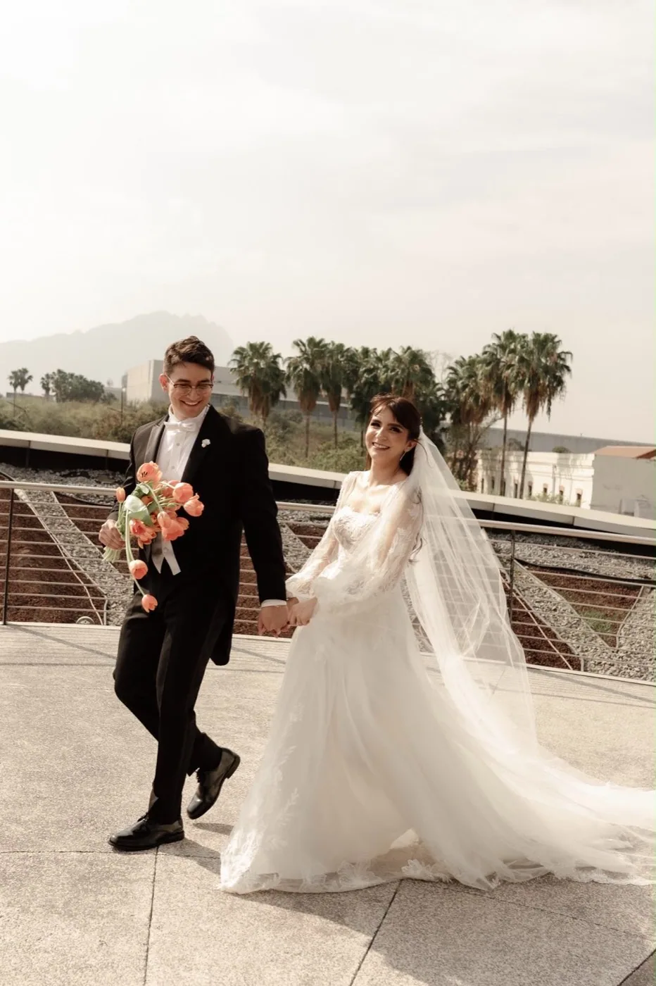 Ramo de novia con diseño floral artesanal
