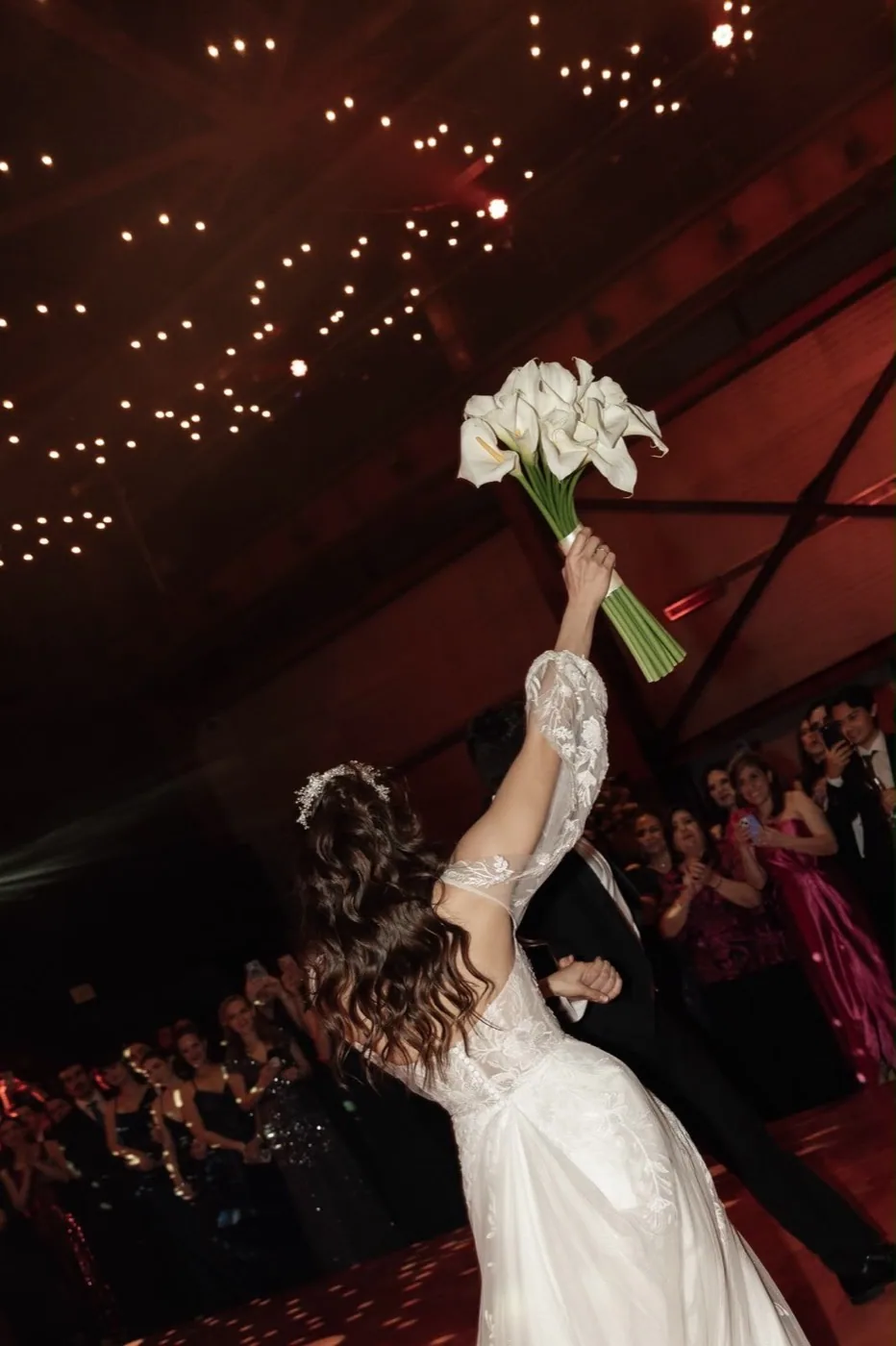 Ramo de novia con diseño floral artesanal