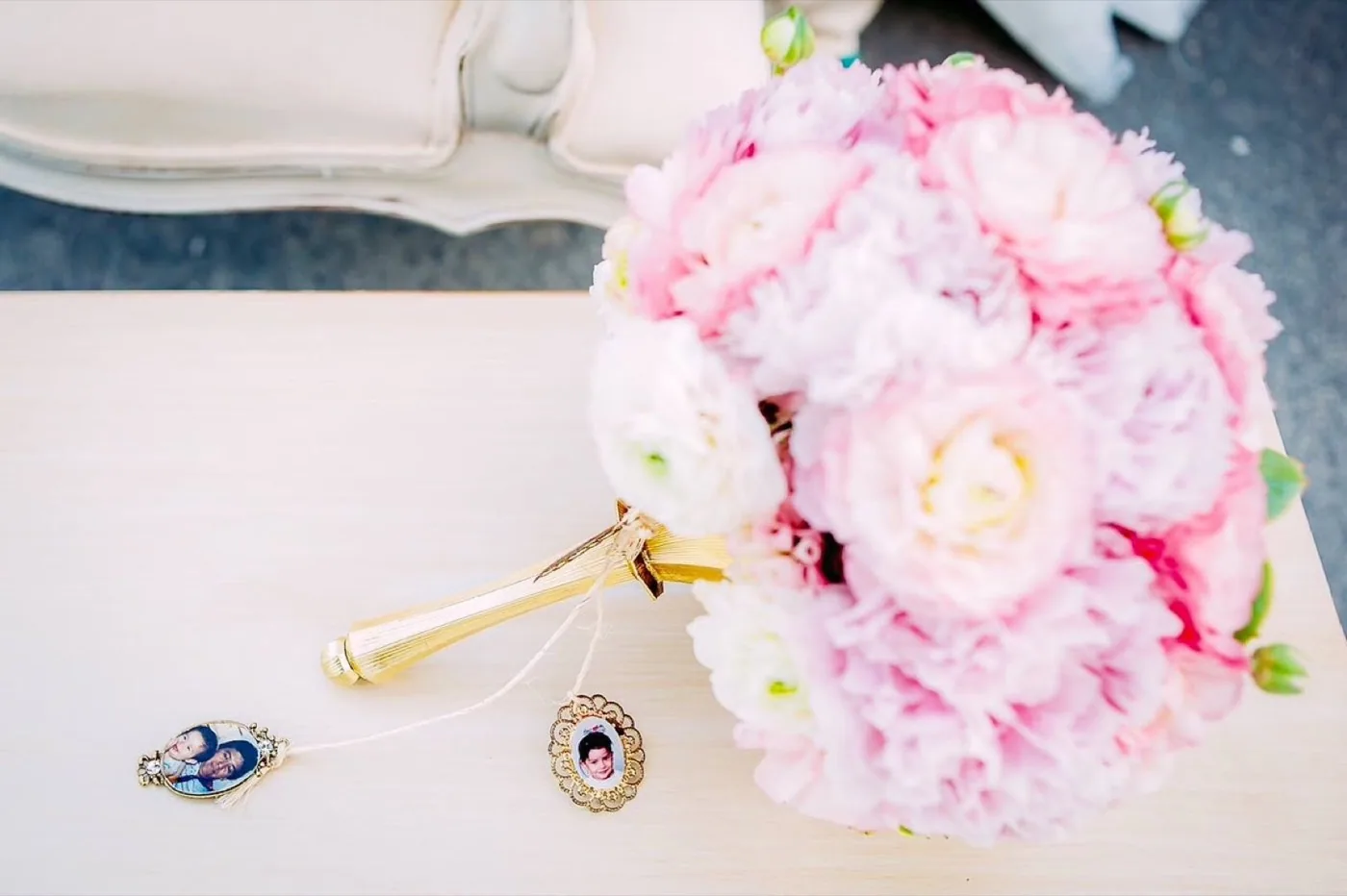 Ramo de novia con diseño floral artesanal