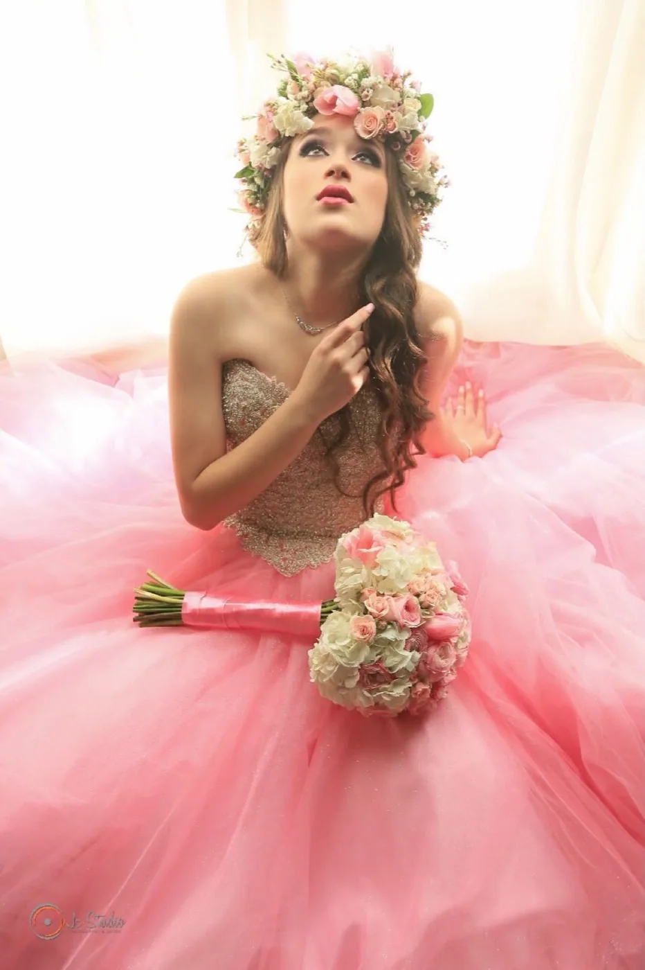 Ramo de novia con diseño floral artesanal