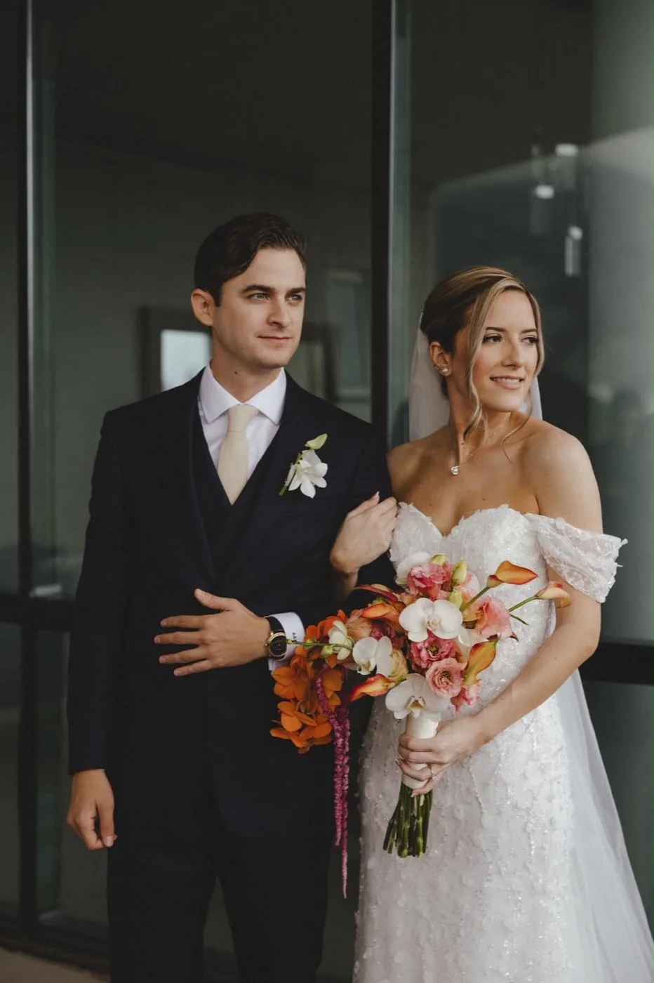 Ramo de novia con diseño floral artesanal