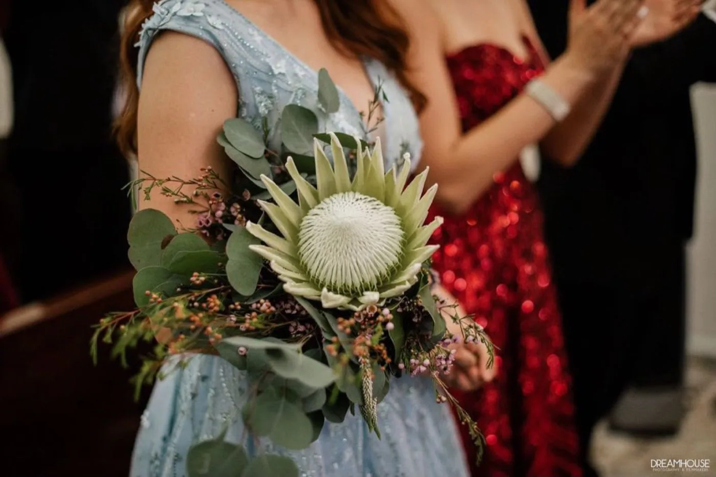 Ramo de novia con diseño floral artesanal